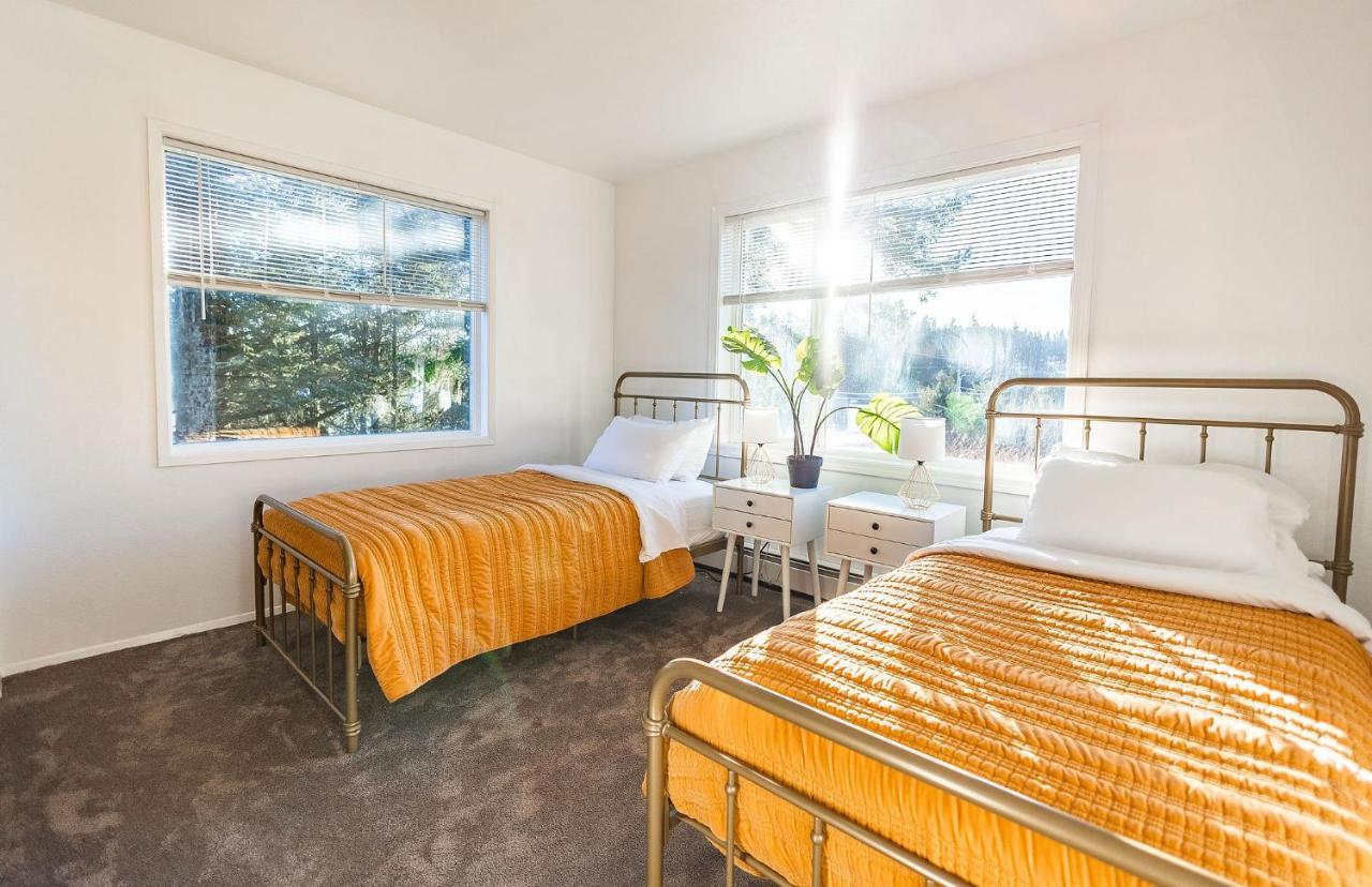 The Rogue Wave-Beach Access, Ocean Views, Private كودياك المظهر الخارجي الصورة